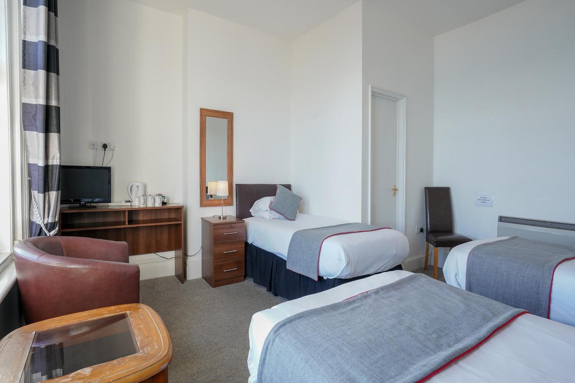 Oyo Shanklin Beach Hotel Luaran gambar